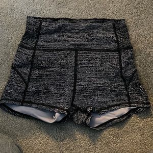 Lululemon In the movement high-rise short 2.5”